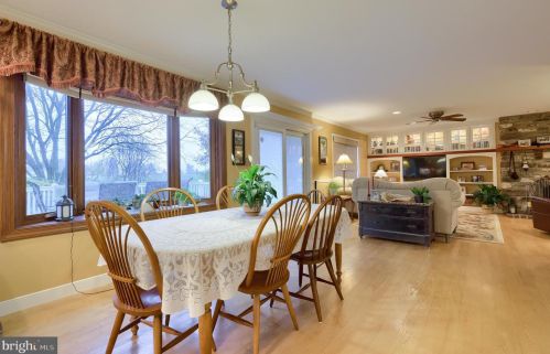 2078 Jarvis Rd, Lancaster PA  17601-6026 exterior