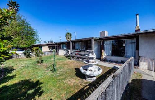 1513 Placer Ave, Modesto, CA 95358-5937