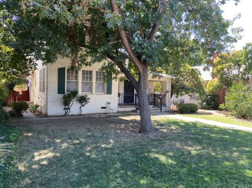54 22nd St, Merced, CA 95340-3941