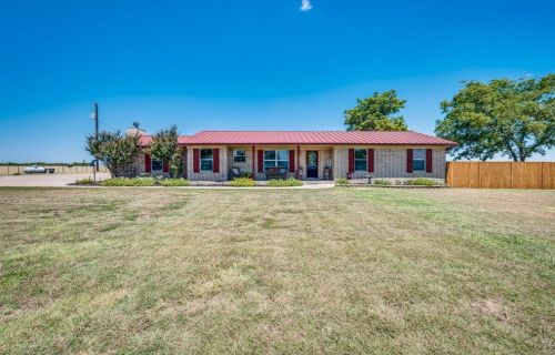 389 Campbell Rd, Waxahachie, TX 75167