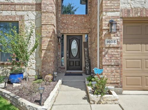 1605 Quail Grove Dr, Fort Worth TX  76177-1501 exterior