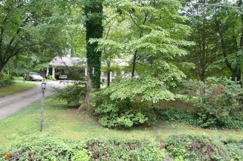 280 South Dr, Hampton, GA 30228-1844