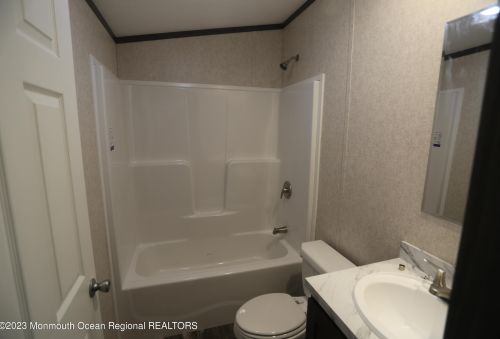 87 Herman Blvd, Hazlet, NJ 07730-1547
