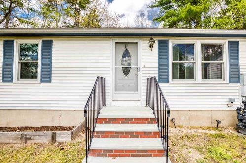 10 Old Derry Rd, Londonderry, NH 03053-2220