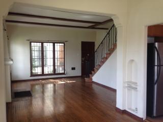 1423 Crescent Heights Blvd, Los Angeles CA  90035-3831 exterior