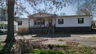 60 Tamworth Dr, Springville, TN 38256-4333