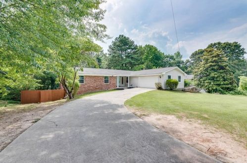 1301 Halter Ln, Lithonia, GA 30058-6103