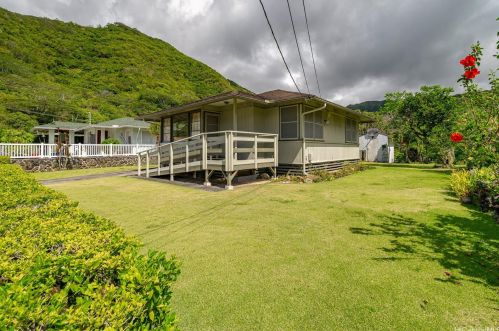 2687 Gardenia St, Honolulu HI  96816-3503 exterior