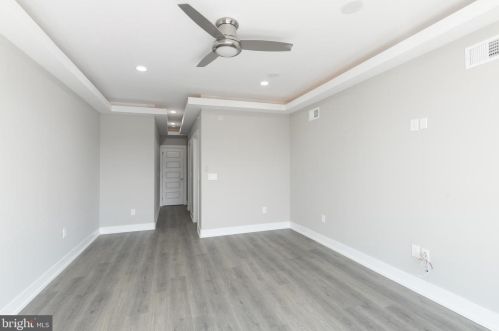 1937 4 St, Philadelphia PA 19140-2417 exterior