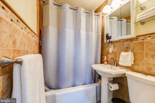 4218 Round Hill Rd, Silver Spring MD  20906-4869 exterior