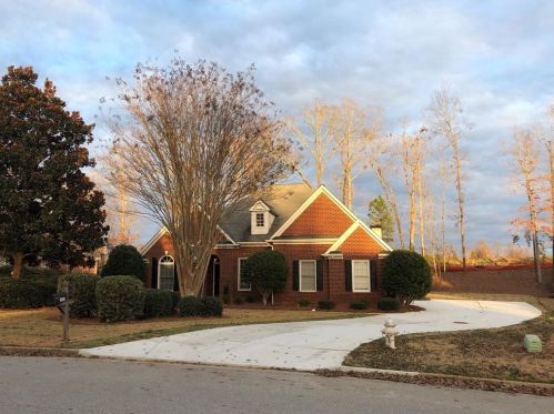 1807 Phillips Ct, Conyers, GA 30094-2009