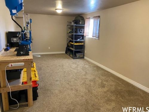 2521 3950, Vernal UT  84078-9215 exterior