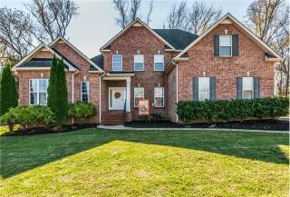 326 Savannah Rdg, Murfreesboro, TN 37127-8349