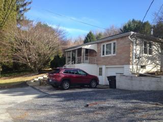 3556 Huckleberry Rd, Allentown PA  18104-9761 exterior