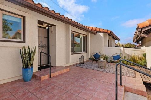 1827 Pleasantdale Dr, Encinitas, CA 92024-4249