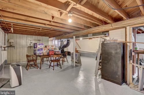 20 Lincoln Dr, Hanover PA 17331-4906 exterior