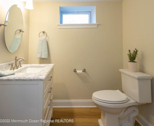 57 Louis Cir, Tinton Falls NJ  07701-6220 exterior