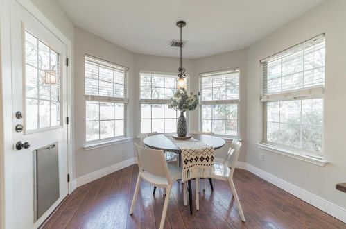 6868 Auckland Dr, Austin TX  78749-4139 exterior