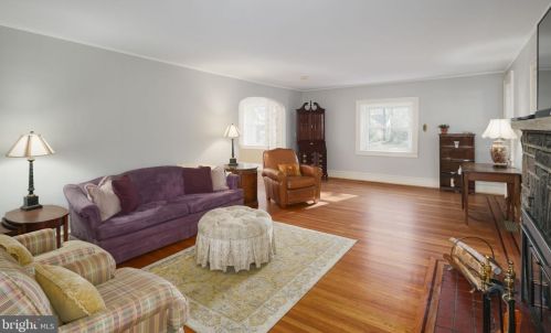 510 Kings Hwy, Haddonfield NJ 08033-2114 exterior