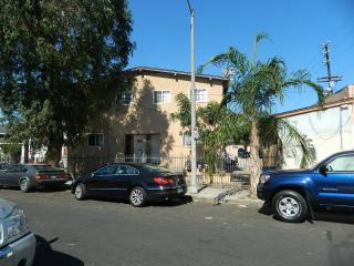1679 33rd St, Los Angeles, CA 90011-2248