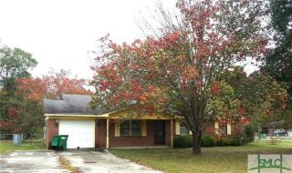402 6th St, Rincon, GA 31326-9006
