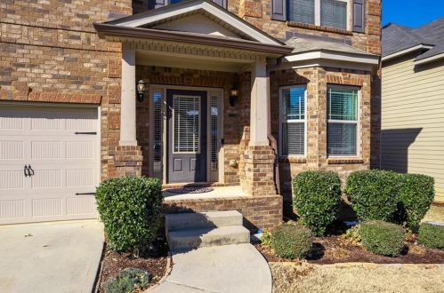 1386 Clarecastle Ln, Buford, GA 30519-5085