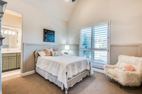 3328 Clubview Dr, Argyle TX 76226-2113 exterior