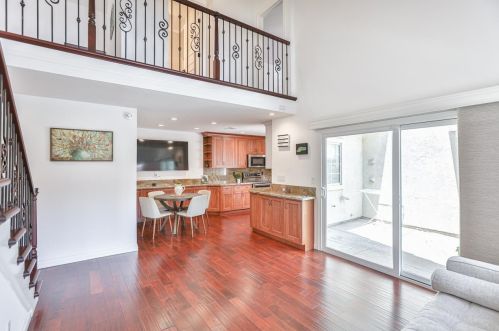 7272 Cronin Cir, Pleasanton, CA 94568-2331