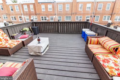 239 Fariston Dr, Philadelphia PA 19120-1007 exterior