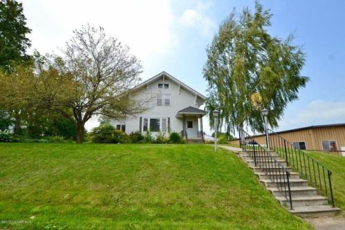 205 6th St, Goodhue, MN 55027-9109