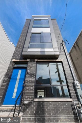 1937 4 St, Philadelphia PA 19140-2417 exterior