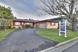 3823 Vienna Dr, Aptos, CA 95003-2832