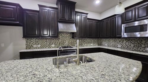 6639 Escondido St, Irving TX  75039-4207 exterior