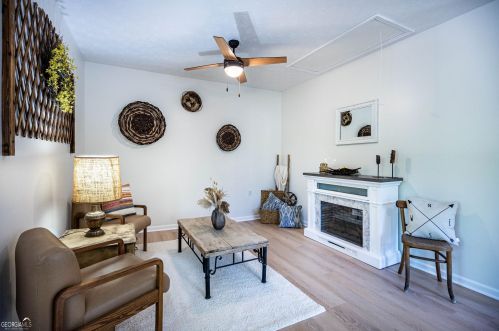 210 Mckinley Cir, Lagrange, GA 30240-9175