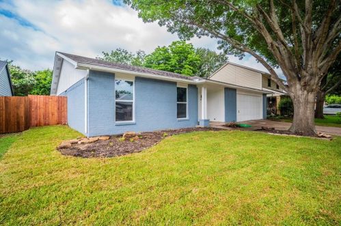 2913 Woodlark Dr, Fort Worth TX  76123-1010 exterior