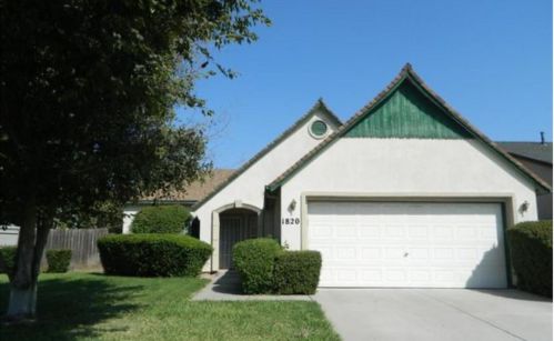 1820 Maid Mariane Ln, Modesto, CA 95355-8490