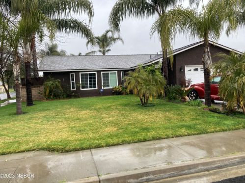 1099 Kimberly Ave, Colton, CA 92324-6810