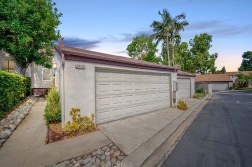 2753 Craig Cir, Fullerton, CA 92835-2901