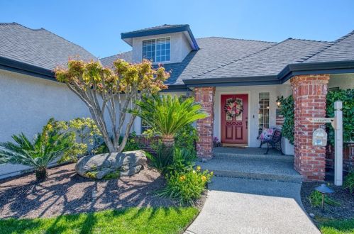 514 Cromwell Ave, Clovis, CA 93611-7022