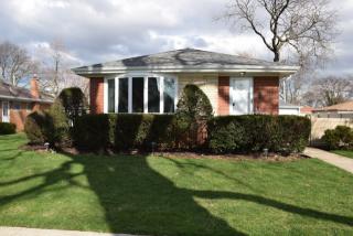 7319 Laramie Ave, Skokie IL  60077-3486 exterior