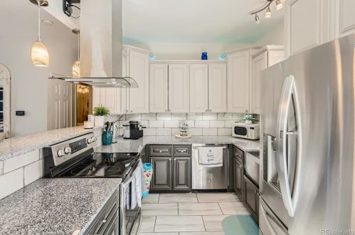 17022 Wyoming Dr, Denver CO 80017-5295 exterior