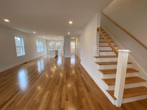 165 Graystone St, Warwick, RI 02886-1355