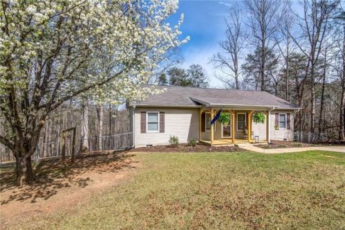 132 Rollingwood Dr, Easley, SC 29640-9603