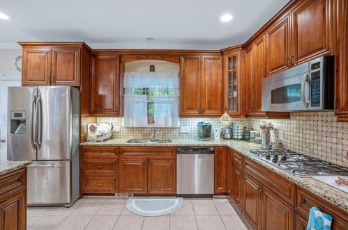 1747 Fayetteville Ct, Atlanta GA  30316-2908 exterior