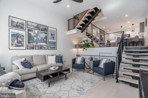 2332 Belgrade St, Philadelphia, PA 19125-3614