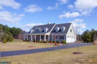 6275 Indian Ridge Dr, Earlysville, VA 22936-1614