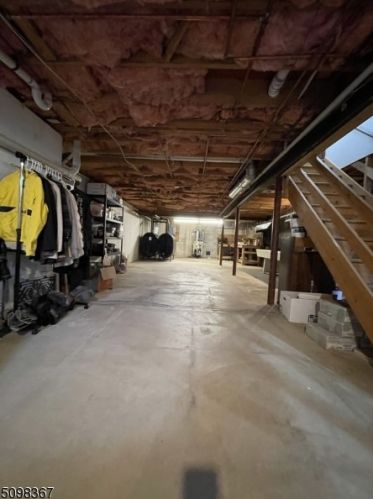 37 Farview Dr, Hackettstown NJ  07840-4705 exterior