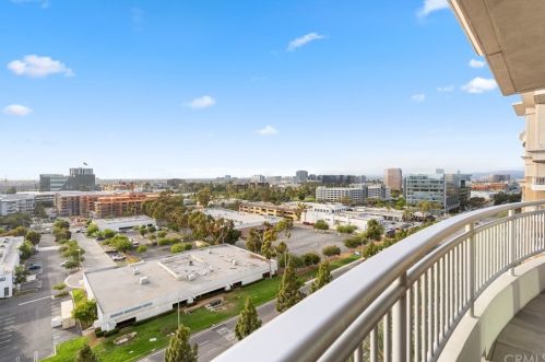 5140 Scholarship, Irvine CA  92612-5696 exterior