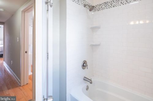 1613 Manton St, Philadelphia PA  19146-3029 exterior