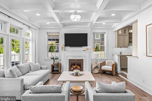 605 Warwick Rd, Tavistock NJ  08033-3926 exterior